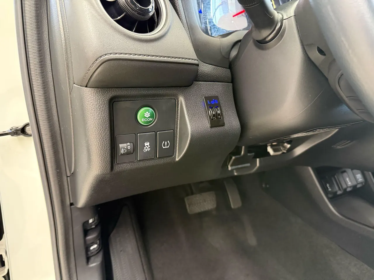 Honda 2021 XR-V 1.5 Stepless Comfort Edition Automatic Gear 8