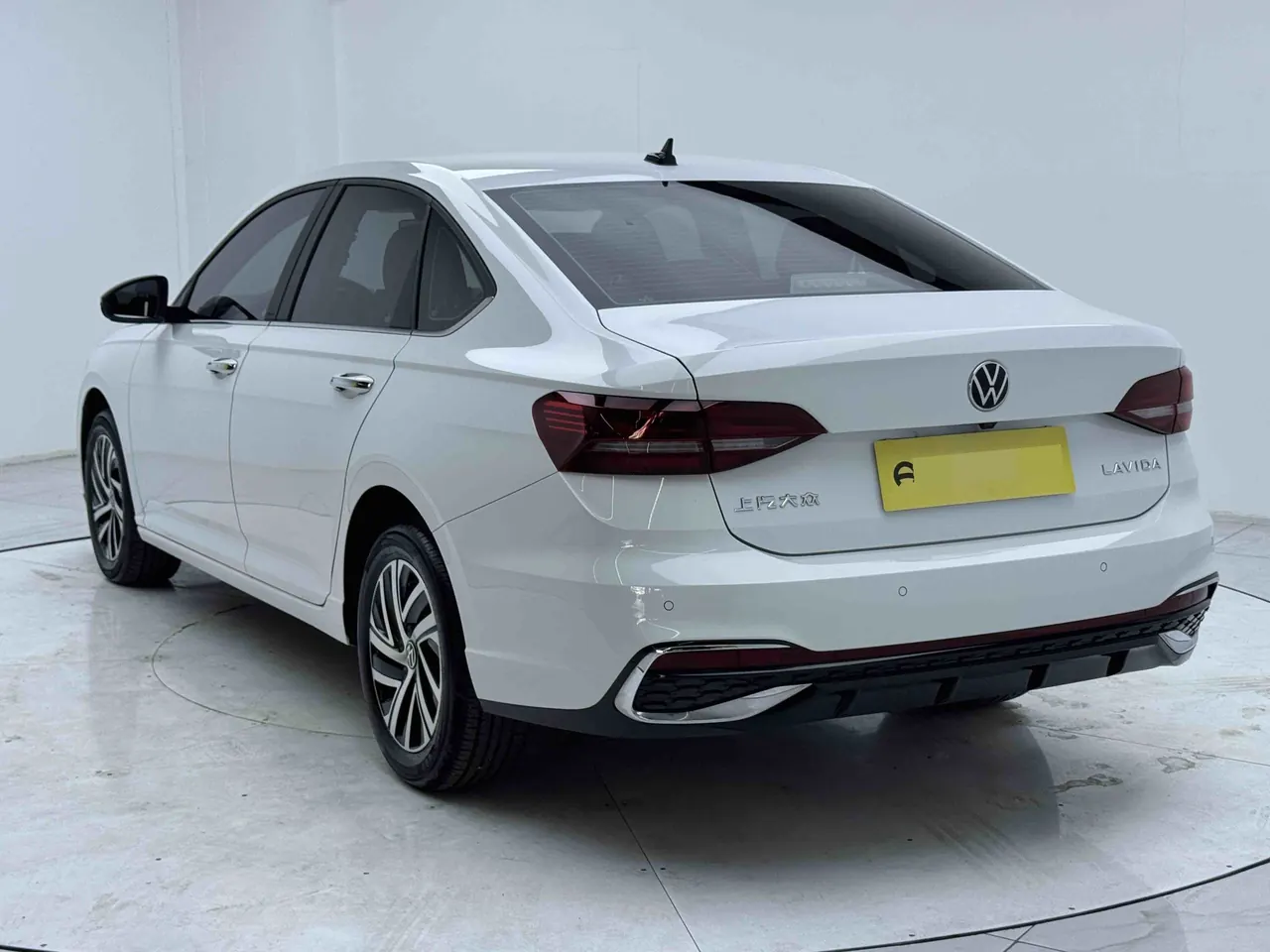 Volkswagen 2024 LaVida 1.5 Star 5 Million Edition Automatic Gear 13