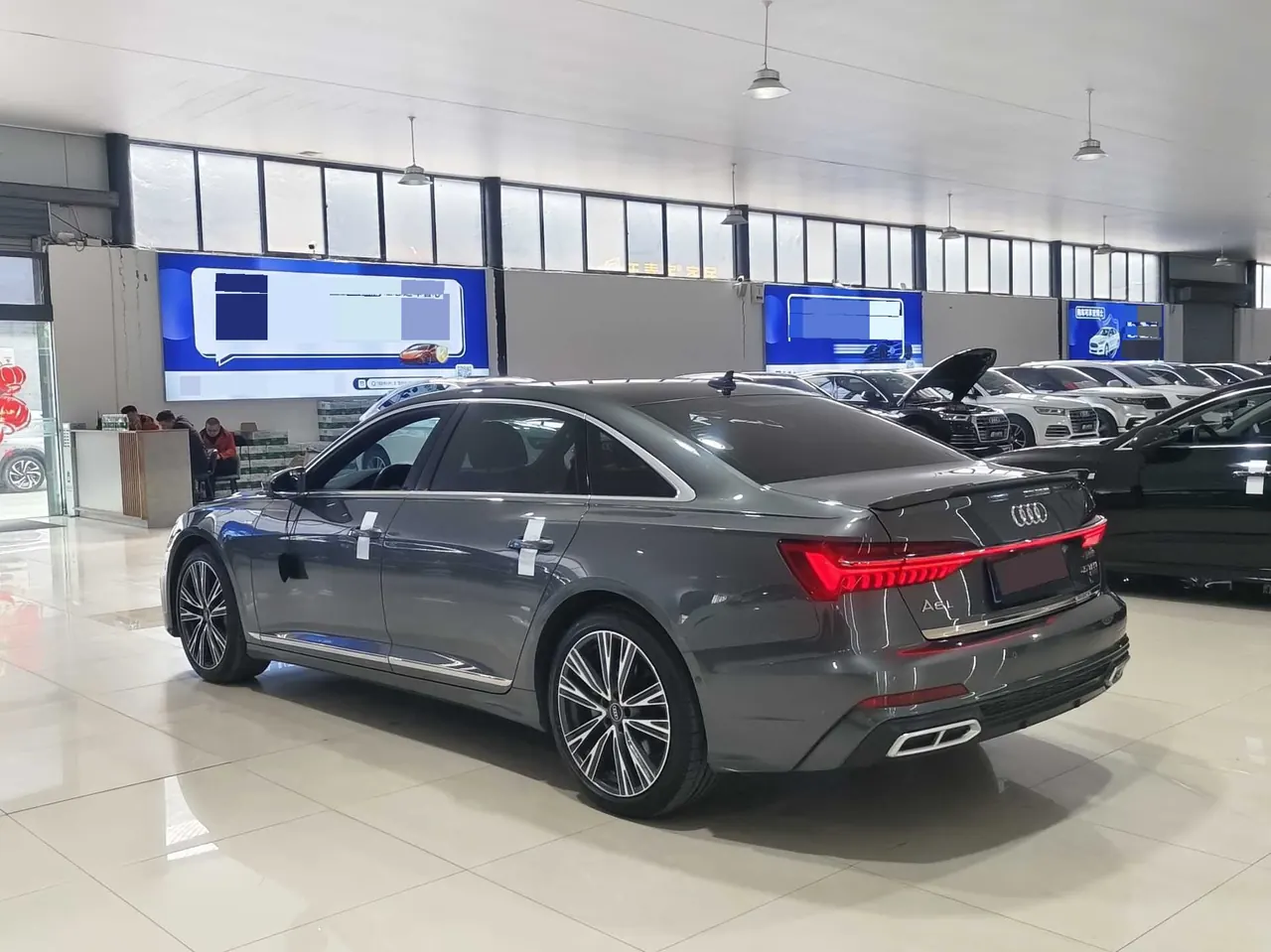 Audi 2022 A6L 2.0TFSI 45TFSI Quattro Selected Dynamic Automatic 7