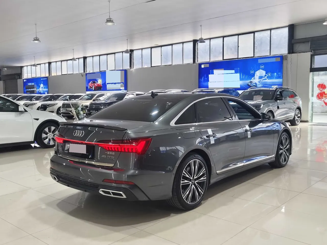Audi 2022 A6L 2.0TFSI 45TFSI Quattro Selected Dynamic Automatic 8