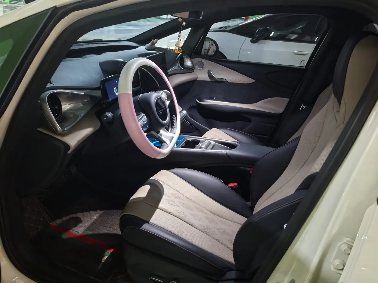 BYD 2025 Dolphins 420km Free Edition Automatic 4