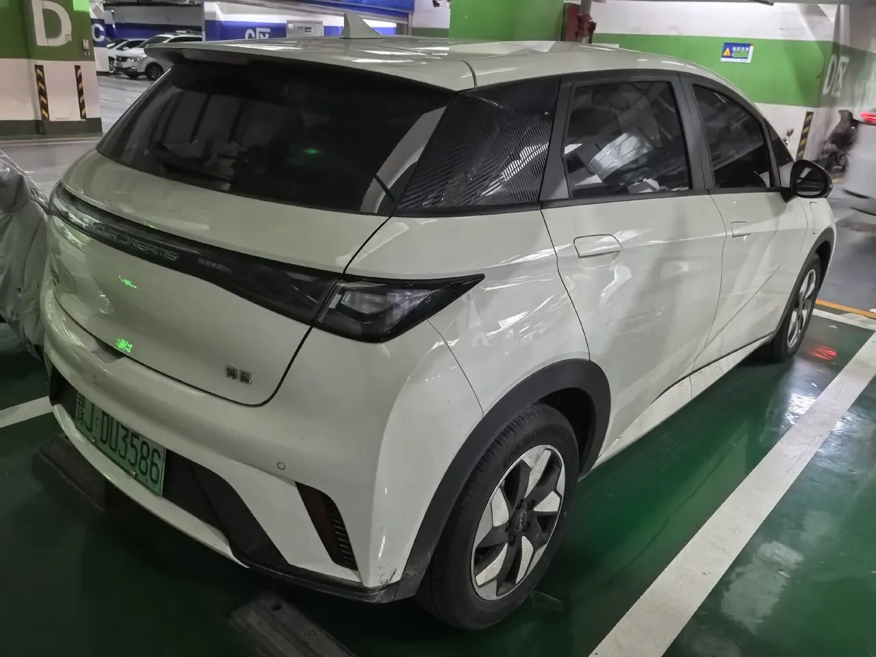 BYD 2025 Dolphins 420km Free Edition Automatic 8