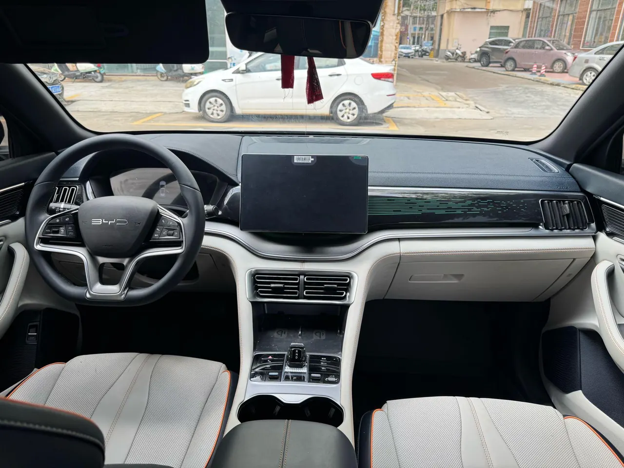 BYD Song PLUS New Energy 2025 Song PLUS EV 520km Honorable Automatic Gear 5