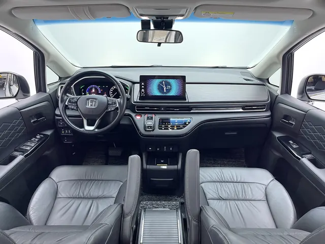 Honda 2022 Ailishen Hybrid 2.0 Stepless Deluxe Automatic Gear 4