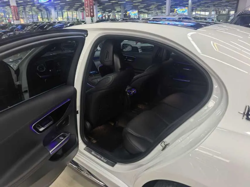 Mercedes Benz Class C 2025 C 260 L 48V 1.5T Sports Edition (Modified) Automatic Gear 5