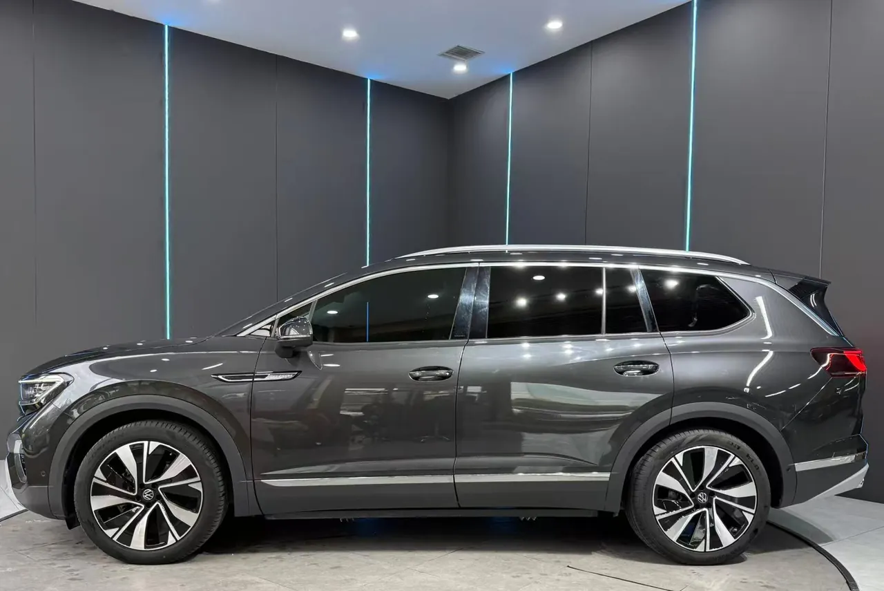 Volkswagen 2024 model range 2.0TSI 380TSI four-wheel drive luxury version Pro6 automatic gear 4