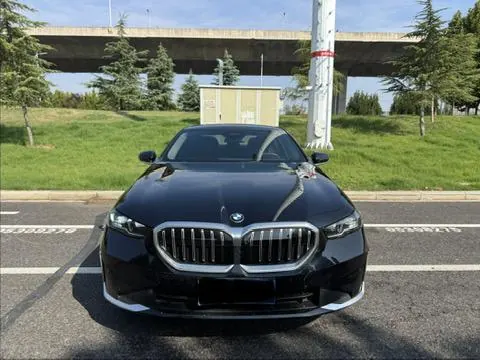 BMW 5 Series 2024 530Li 48V 2.0T Leading Luxury Suit Automatic Gear 2