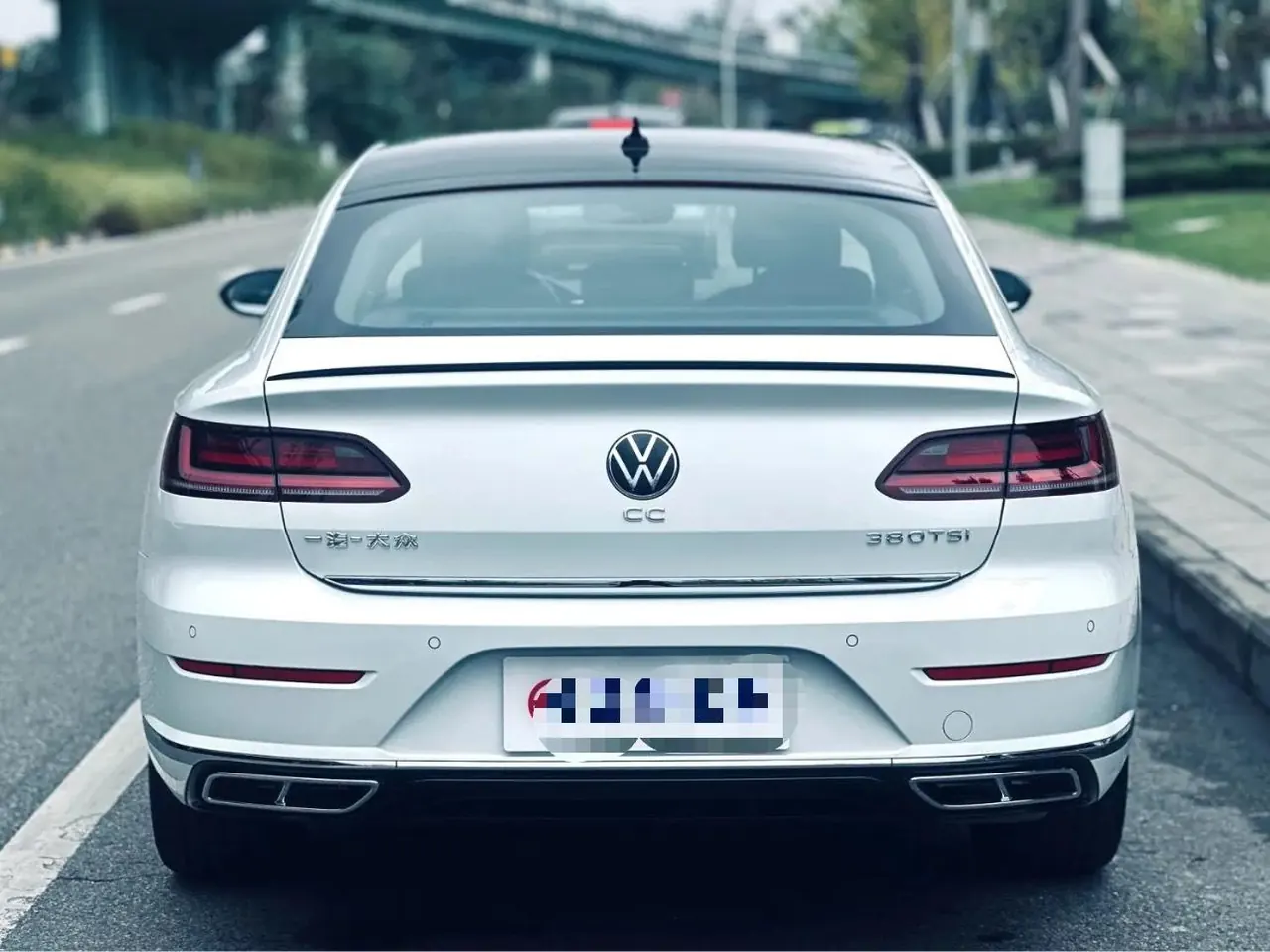 Volkswagen 2024 CC 2.0TSI 380TSI eye-catching automatic gear 4