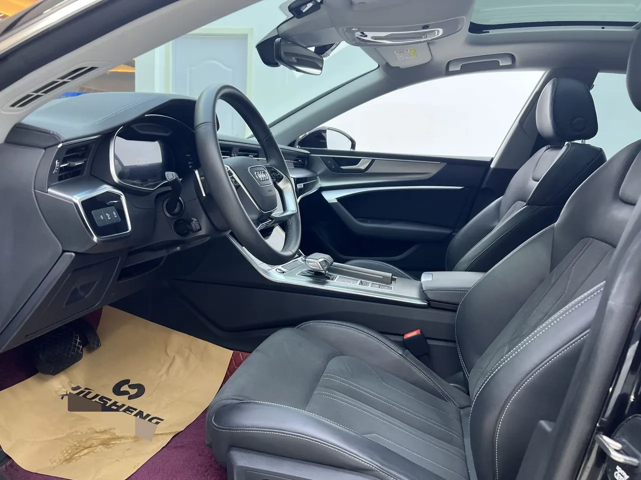 Audi 2024 A7L 2.0TFSI 45TFSI S-line Zhumeng Crystal Set Automatic Gear 3