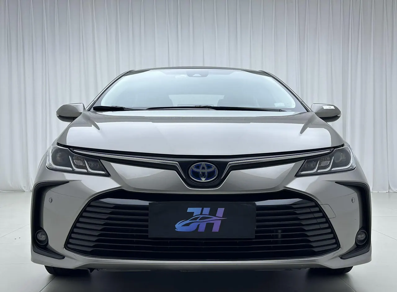 Toyota 2021 Corolla Double Engine 1.8 Stepless Elite Automatic Gear 2