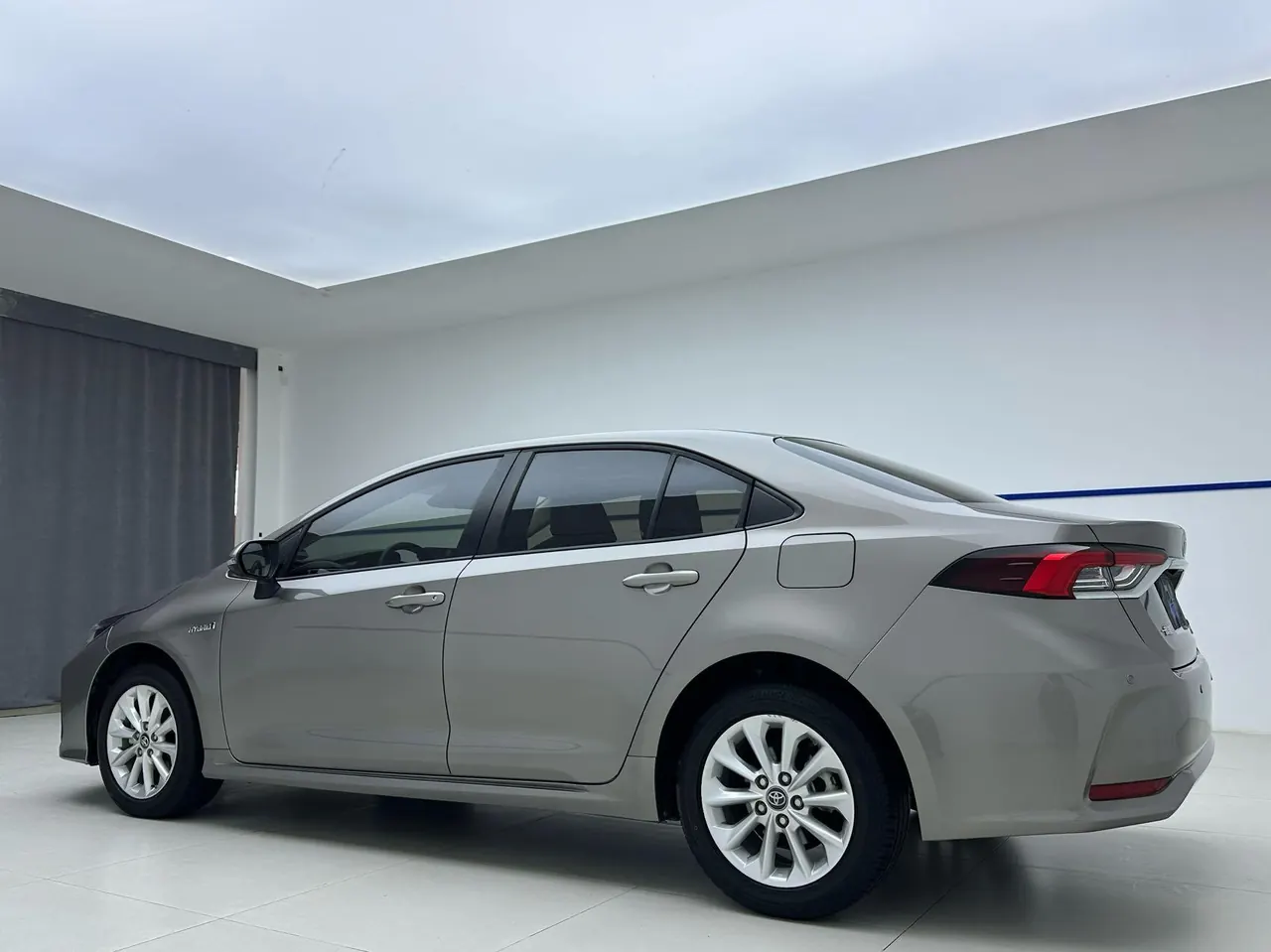 Toyota 2021 Corolla Double Engine 1.8 Stepless Elite Automatic Gear 4
