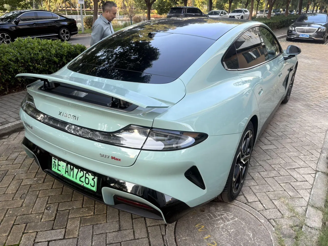 MI 2024 SU 7 750km Four-wheel Drive Max Founding Edition Automatic Gear 5