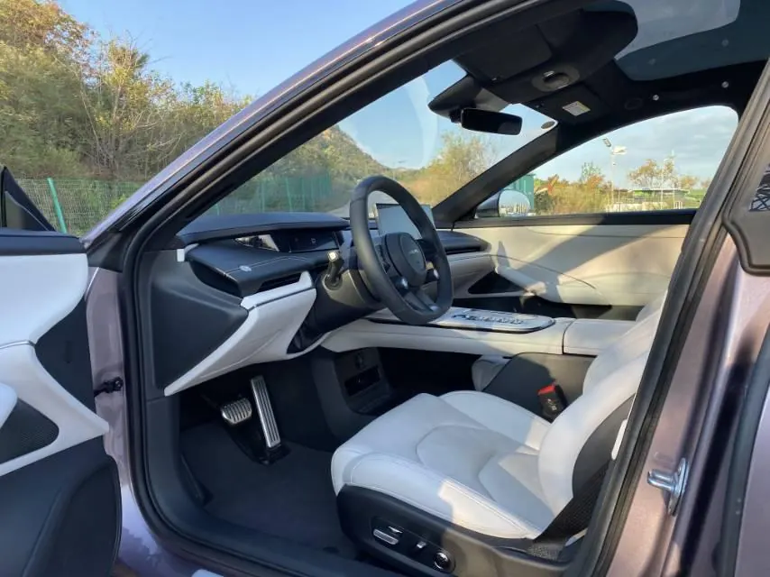 MI 2024 SU 7 800km 4-wheel drive ultra-long endurance high-end smart driving Max version automatic gear 6