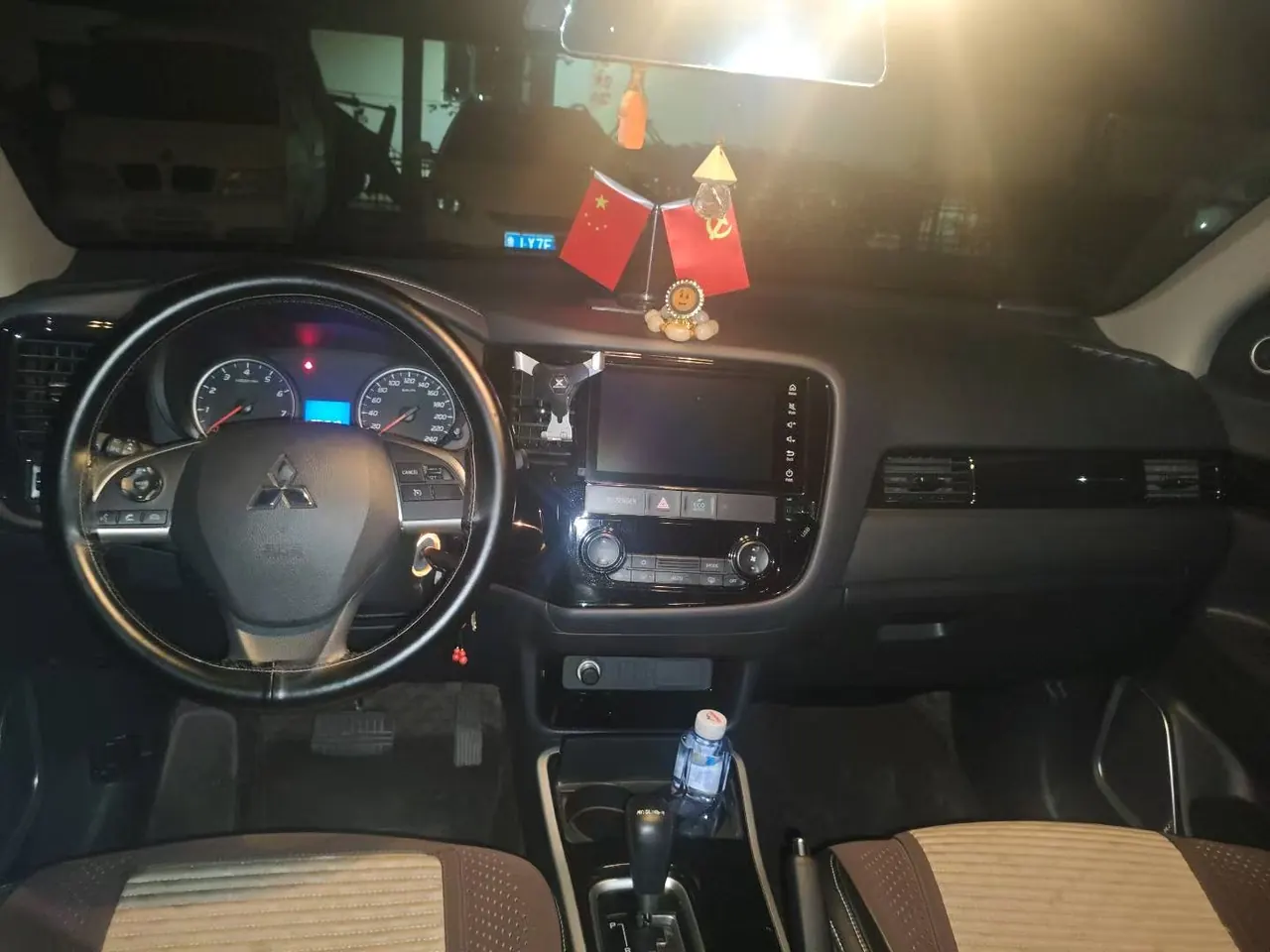 Mitsubishi 2021 Outlander 2.0 Stepless Two-Drive Enjoy Edition 7-seat (Changed) Automatic Gear 4
