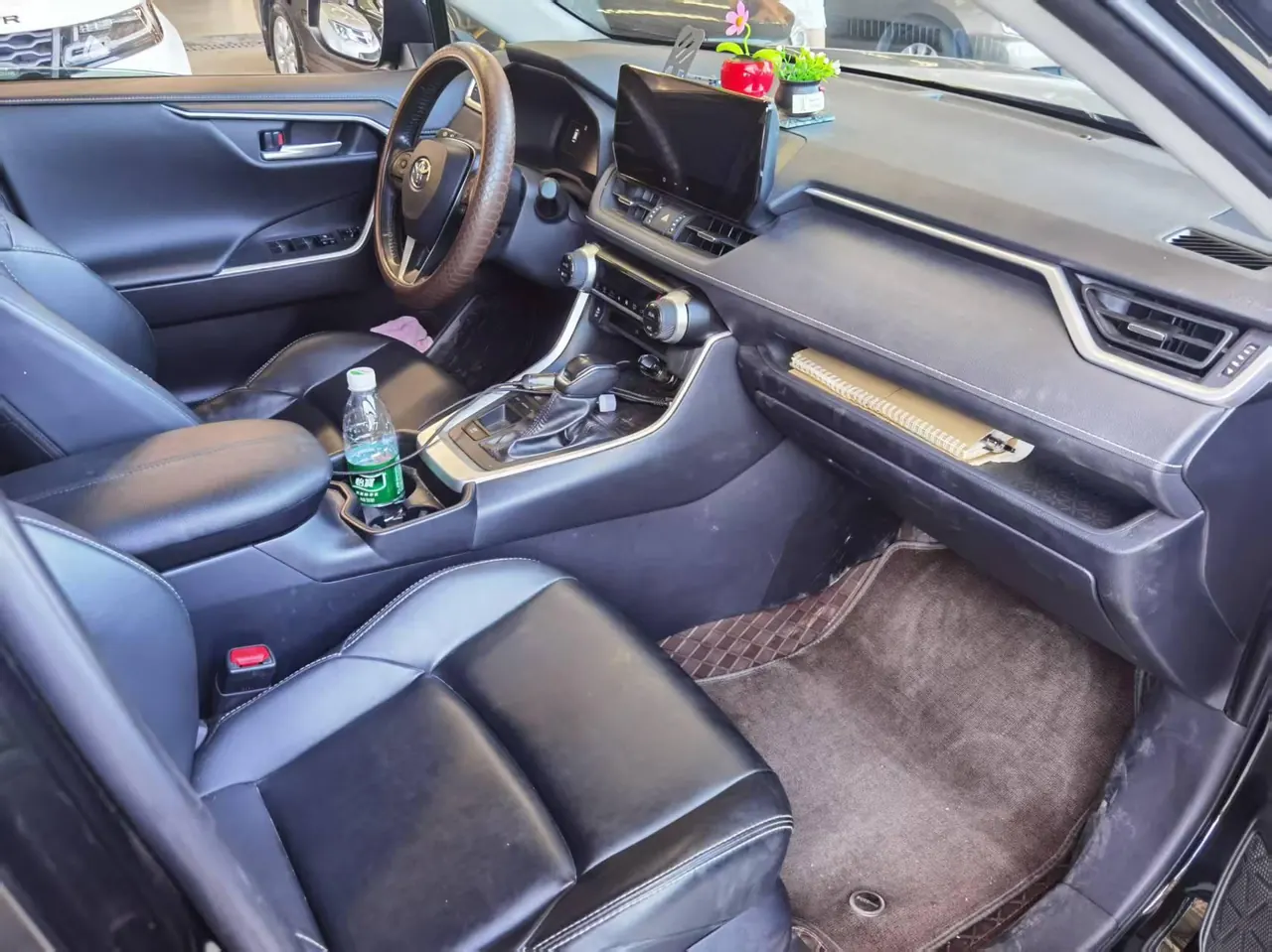 Toyota 2023 Weilanda Dual Engine 2.5 Stepless Two-Drive City Edition Automatic Gear 3