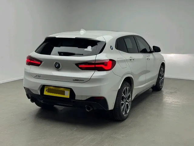 BMW 2021 X2 sDrive25i 2.0T Obsidian Night Edition Automatic Gear 9