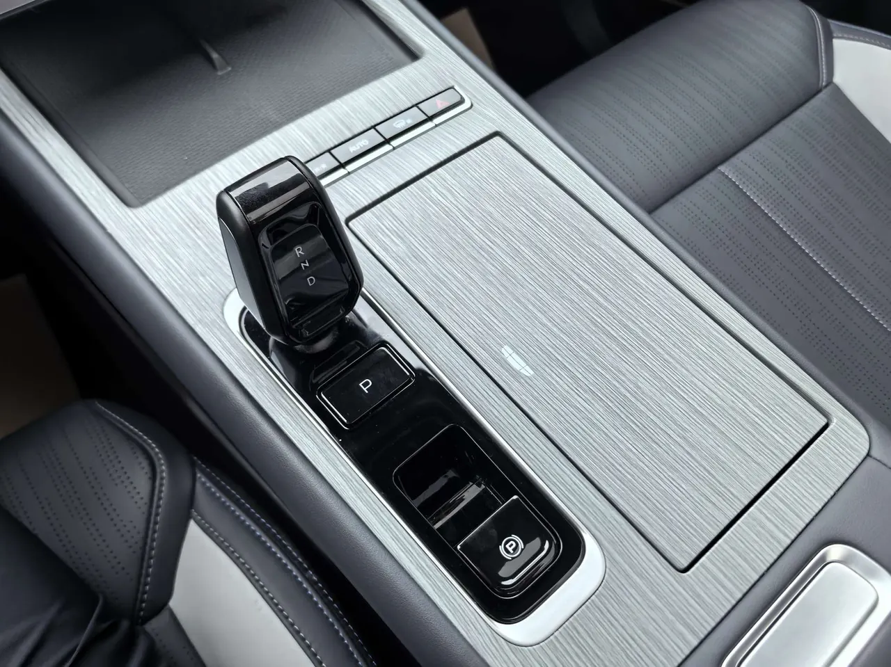 Geely 2024 Boyue L 1.5TD Premium Edition Automatic Gear 12