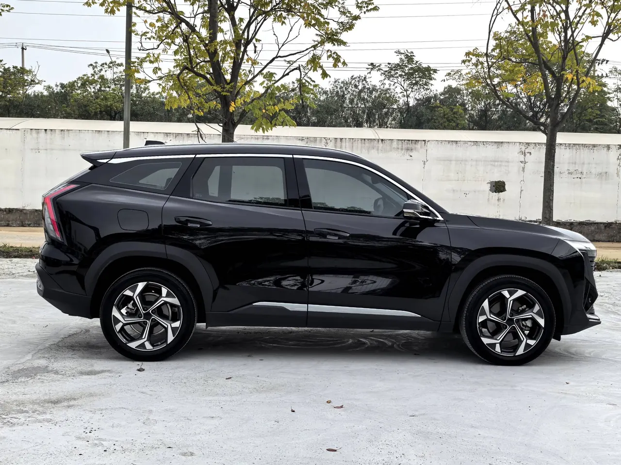 Geely 2024 Boyue L 1.5TD Premium Edition Automatic Gear 4