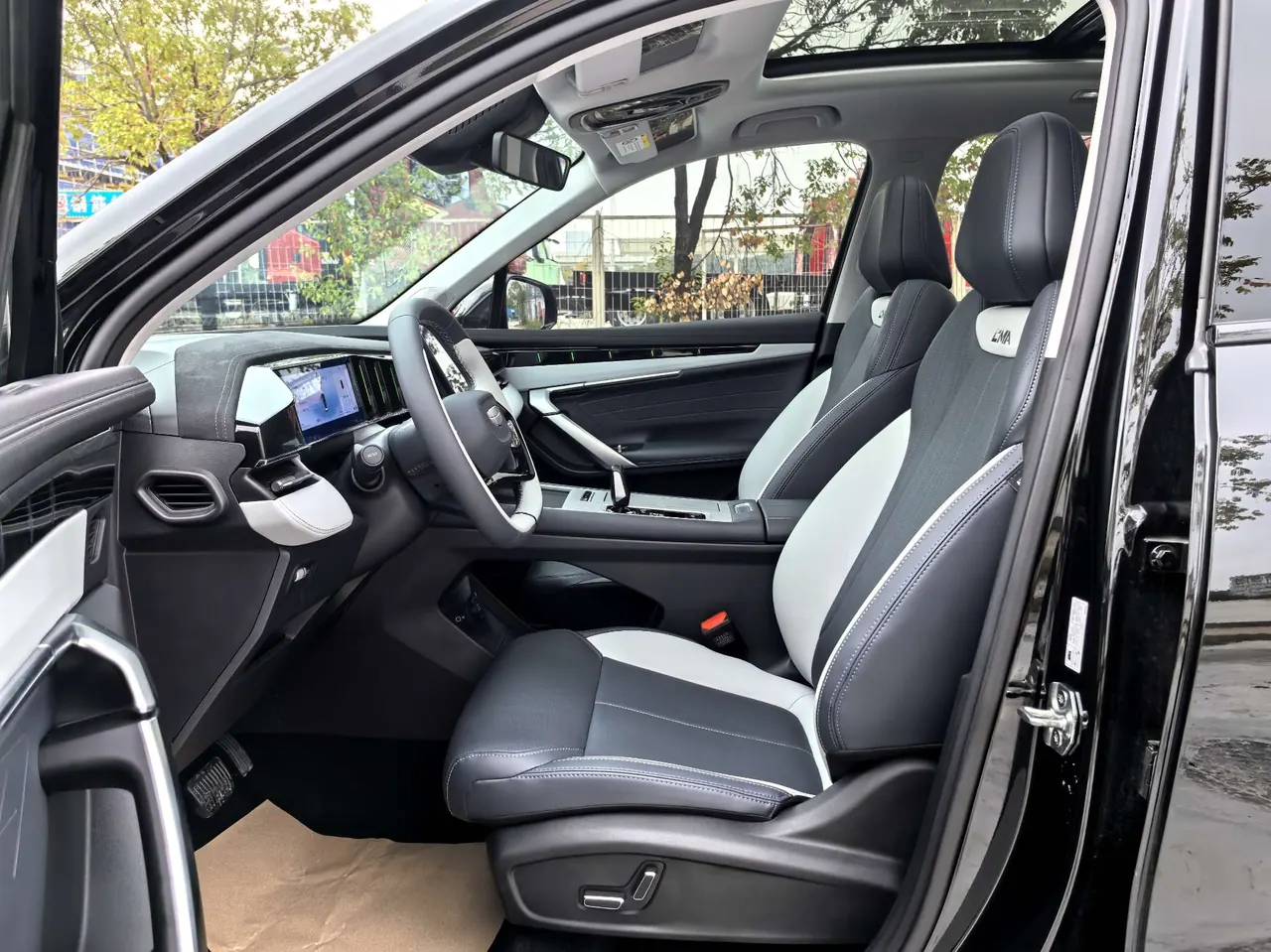 Geely 2024 Boyue L 1.5TD Premium Edition Automatic Gear 8