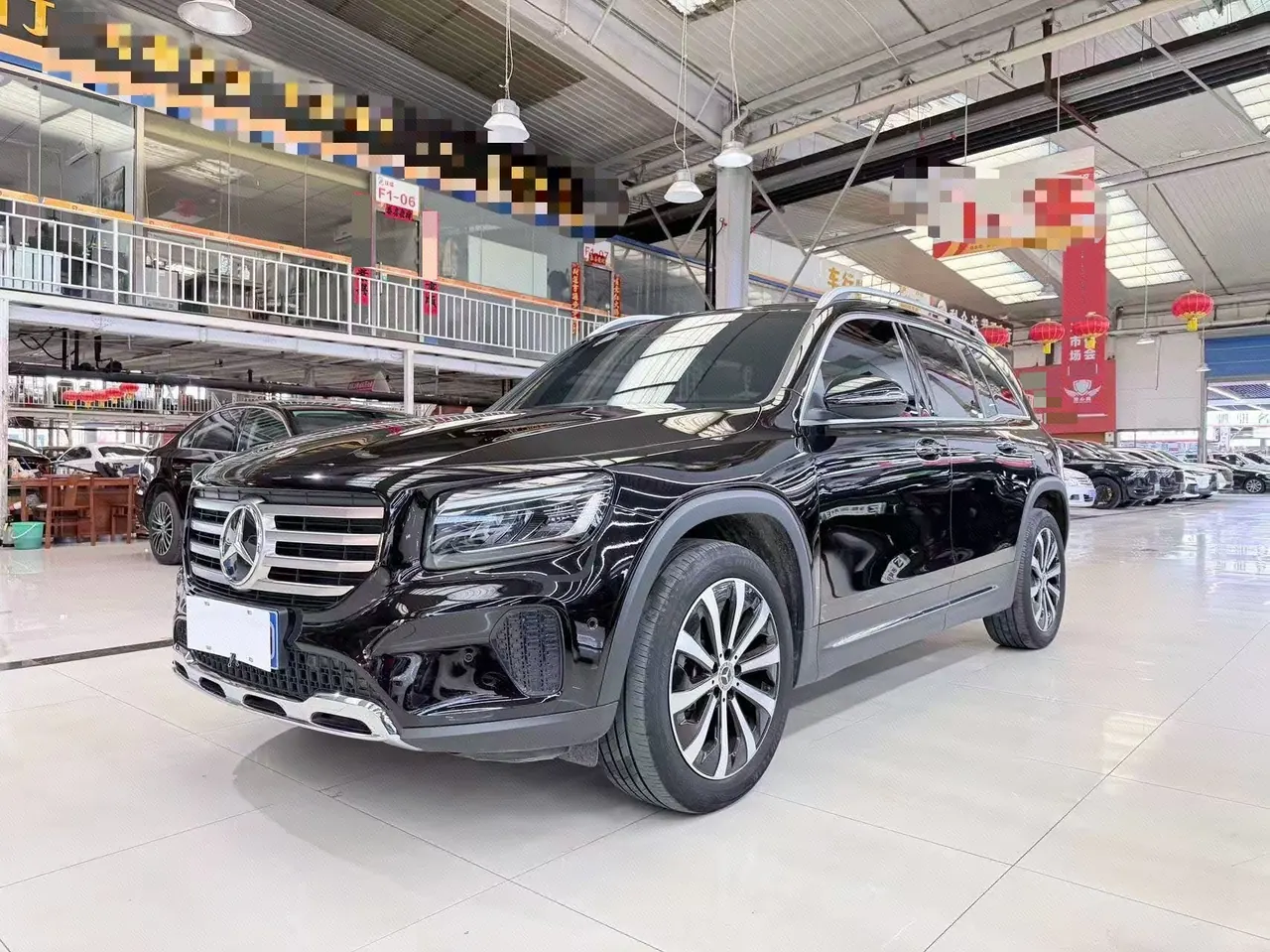 Mercedes Benz 2023 GLB 220 2.0T Fashion Automatic - View 1