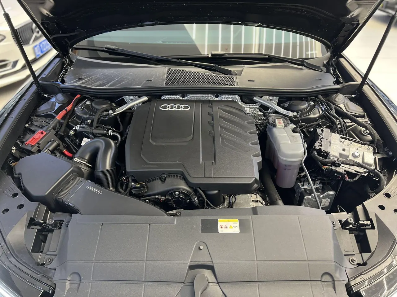 Audi 2023 A6L 2.0TFSI 45TFSI Selected Dynamic (Modified) Automatic Gear 13