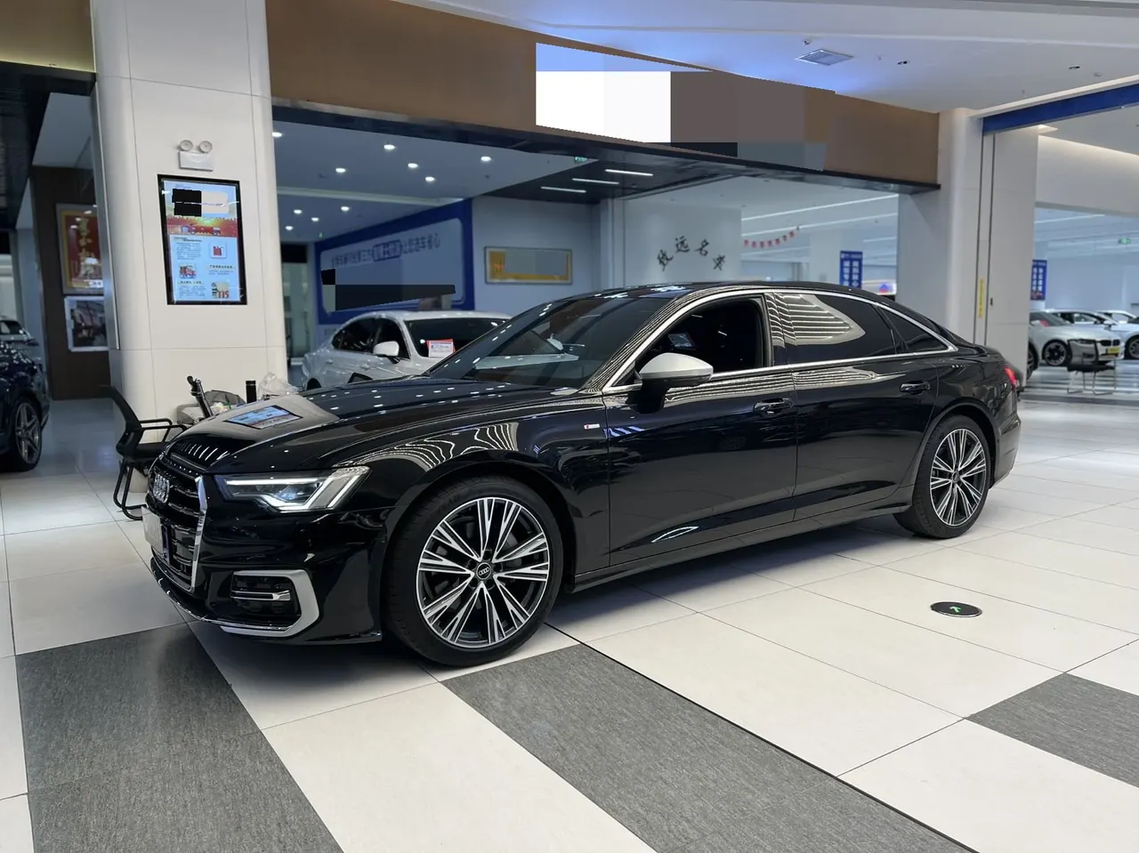 Audi 2023 A6L 2.0TFSI 45TFSI Selected Dynamic (Modified) Automatic Gear 2
