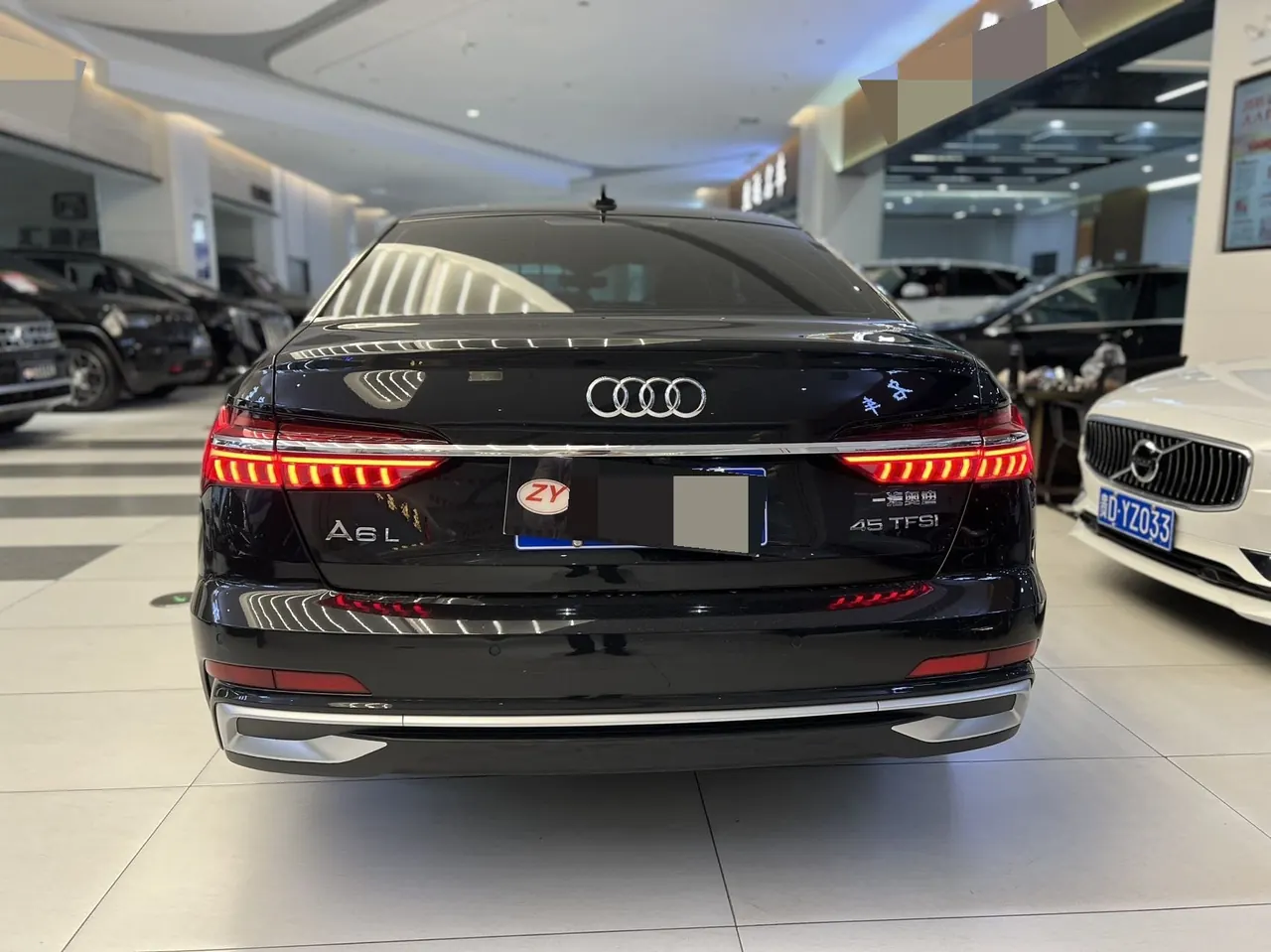 Audi 2023 A6L 2.0TFSI 45TFSI Selected Dynamic (Modified) Automatic Gear 3