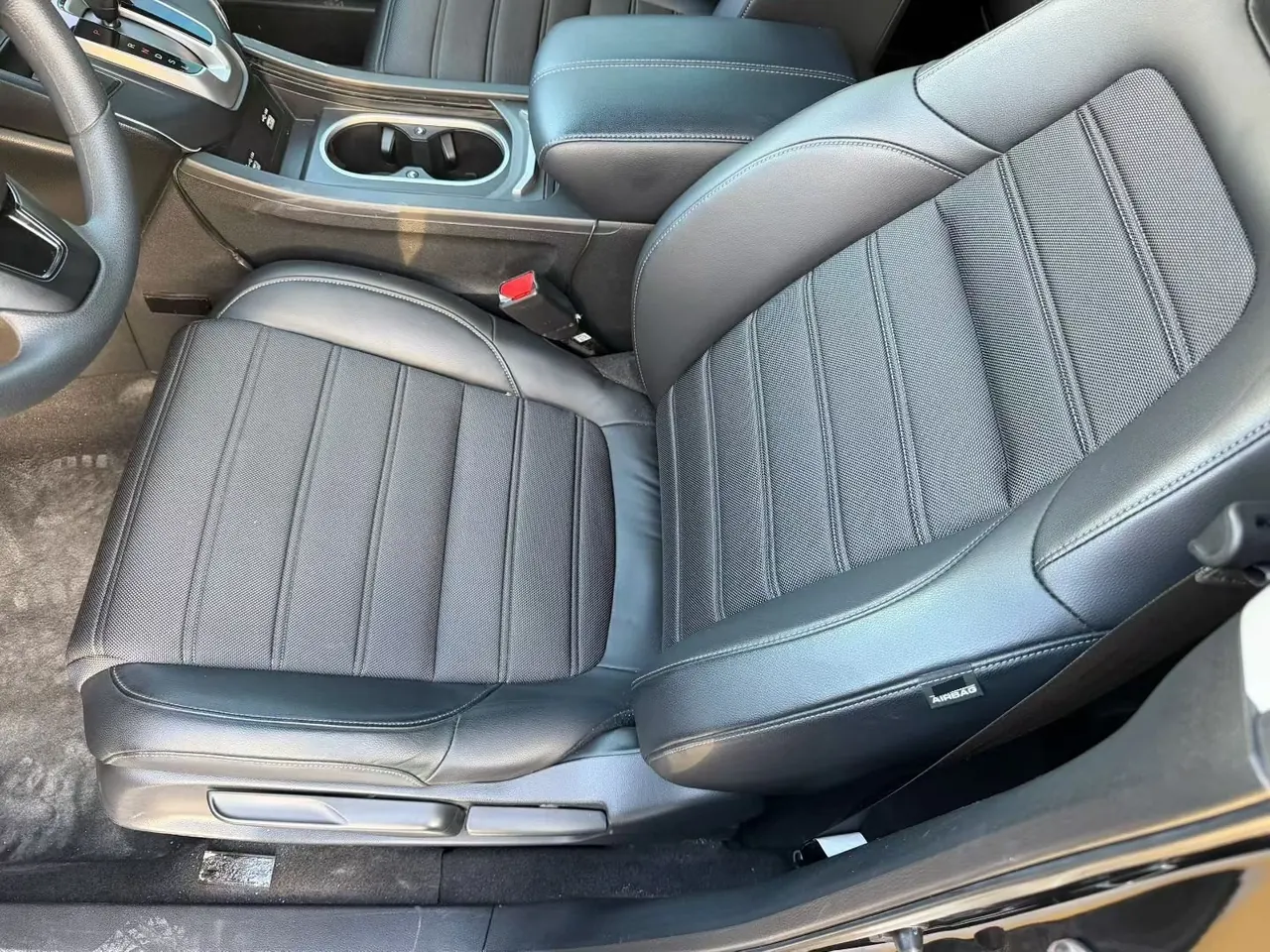 Honda 2020 Hao Ying 1.5T Stepless 240TURBO Two-Drive Deluxe Automatic Gear 2