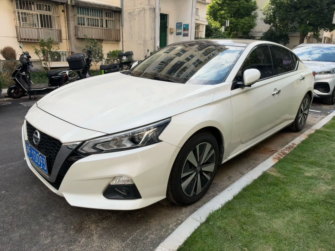 Nissan 2021 Teana 2.0 Stepless XL Comfort Edition Automatic Gear - View 1