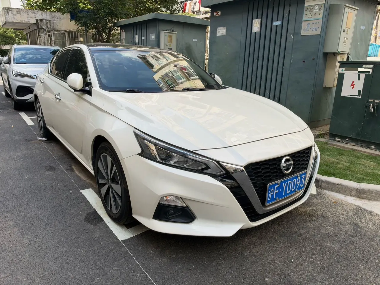 Nissan 2021 Teana 2.0 Stepless XL Comfort Edition Automatic Gear 2