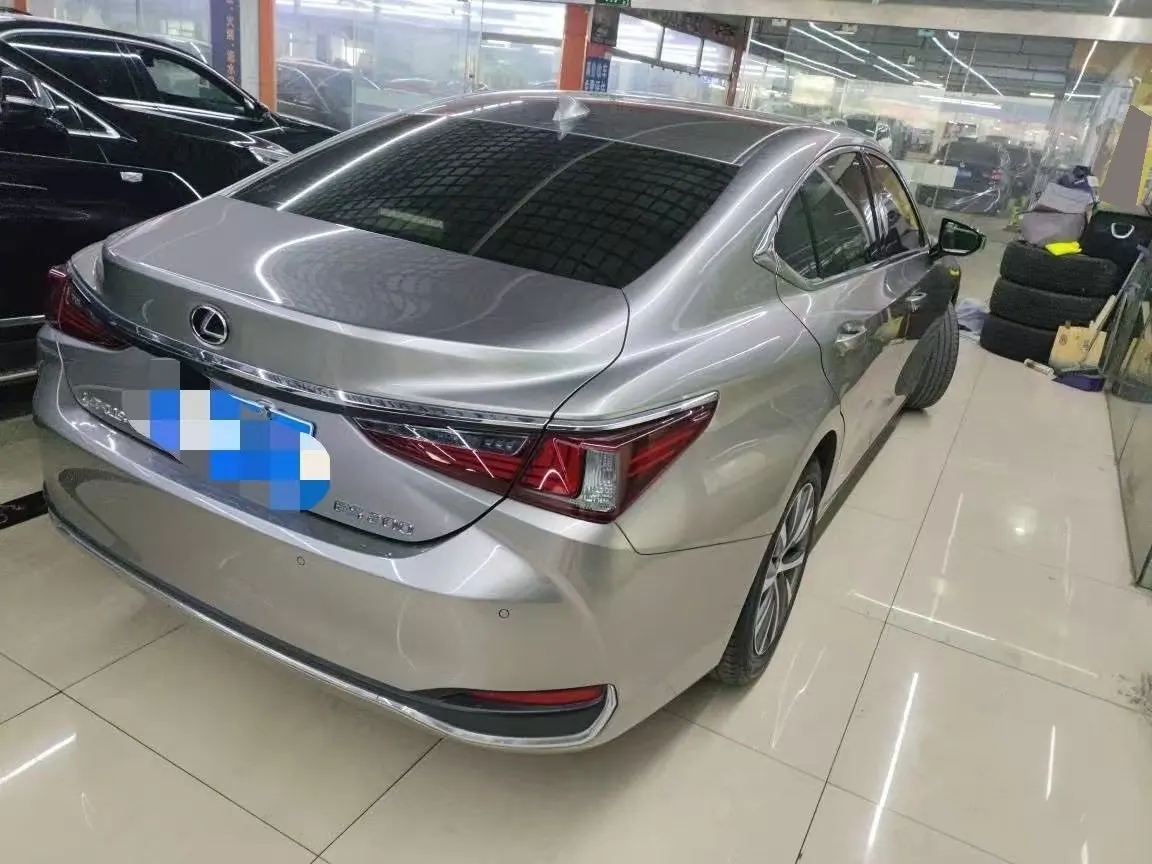 Lexus ES (Imported) 2020 ES200 2.0 Stepless Premium Edition Automatic Gear 2