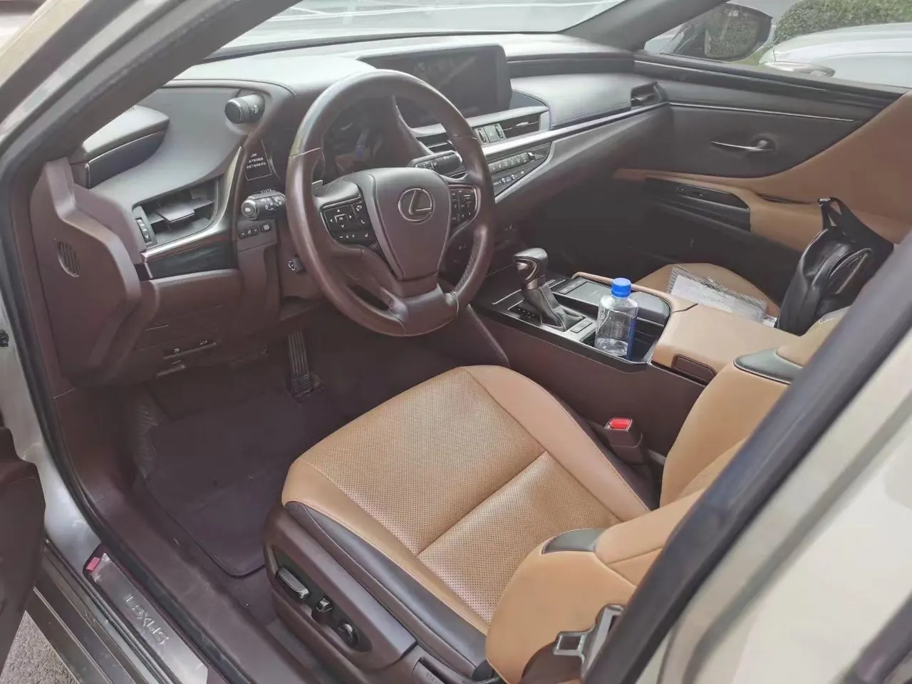 Lexus ES (Imported) 2020 ES200 2.0 Stepless Premium Edition Automatic Gear 5