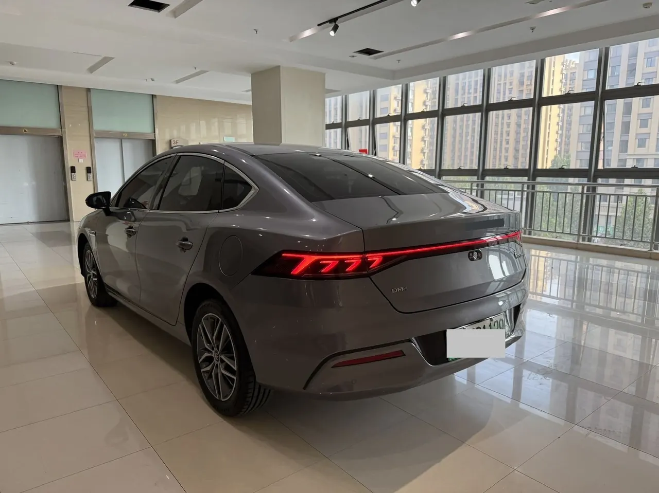 BYD 2023 Qin PLUS DM-i 1.5 stepless champion version leading 120KM automatic gear 11