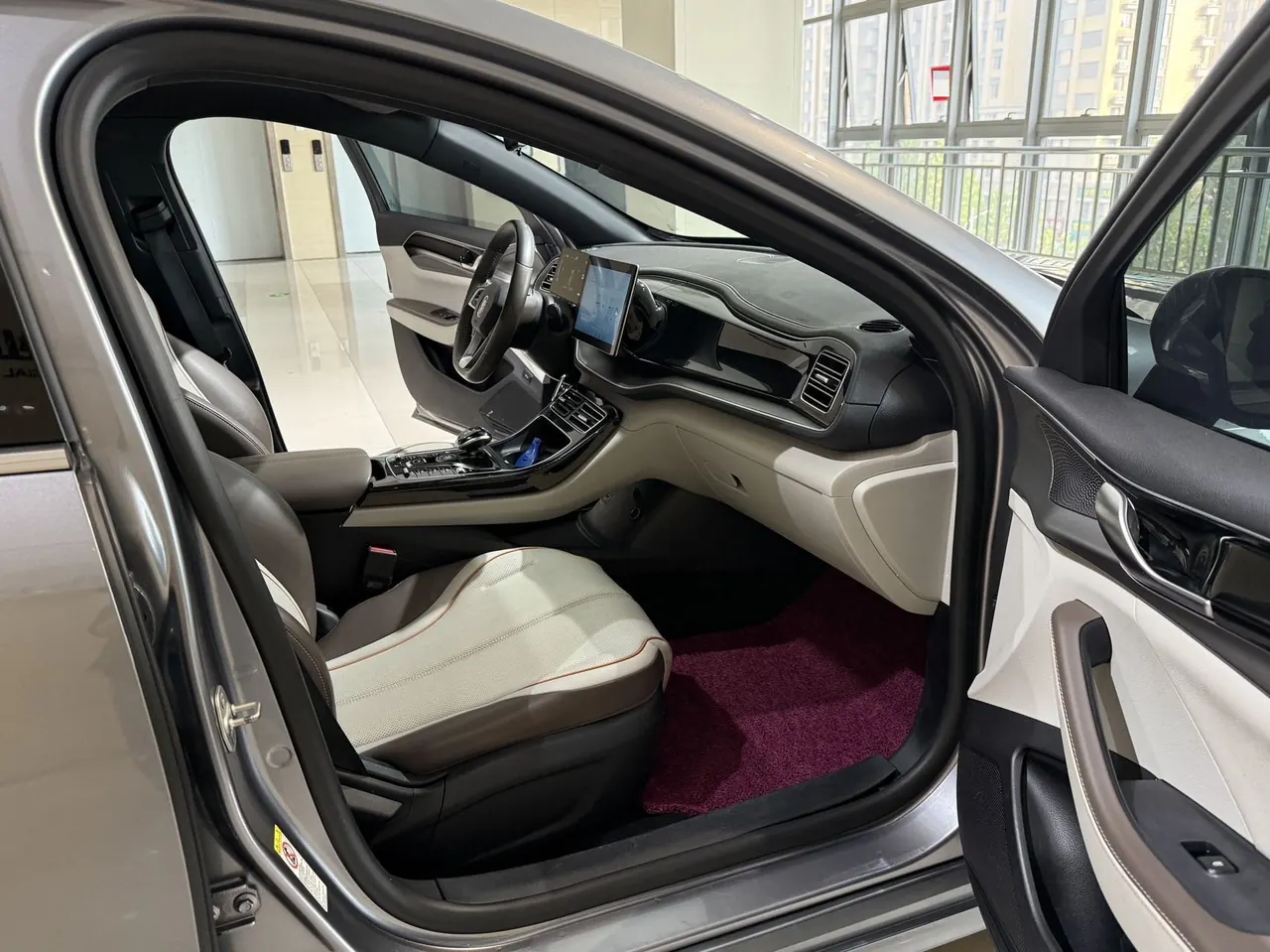 BYD 2023 Qin PLUS DM-i 1.5 stepless champion version leading 120KM automatic gear 3