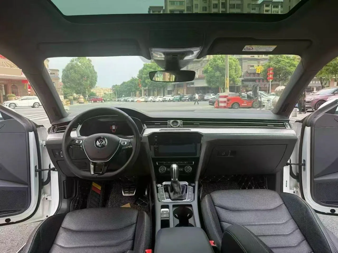 Volkswagen 2020 CC 2.0TSI 330TSI beauty version of automatic gear 5