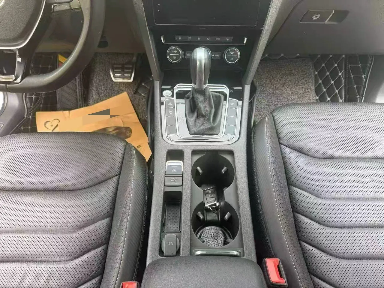 Volkswagen 2020 CC 2.0TSI 330TSI beauty version of automatic gear 7