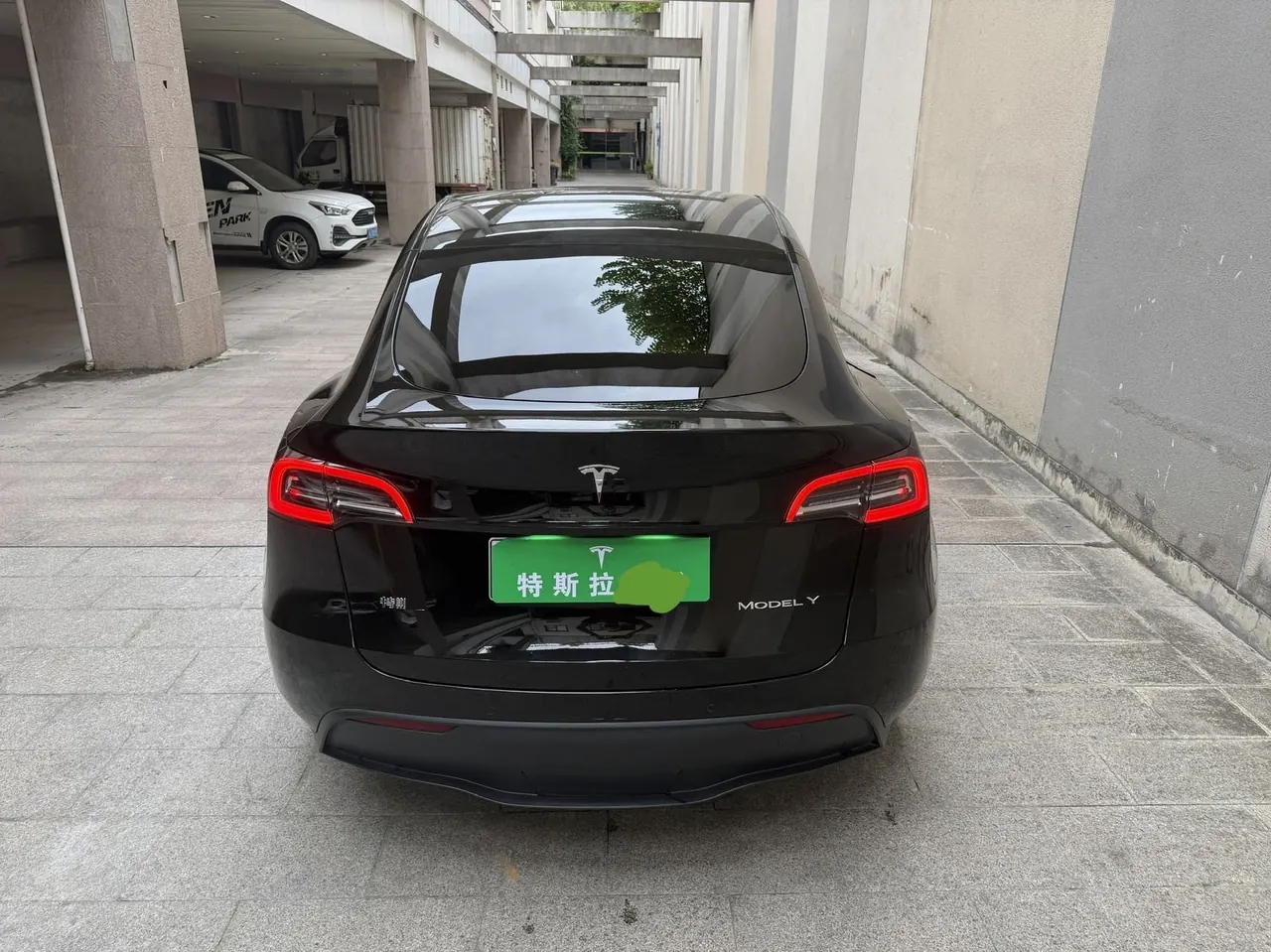 Tesla 2022 Model Y rear-wheel drive version automatic transmission 8