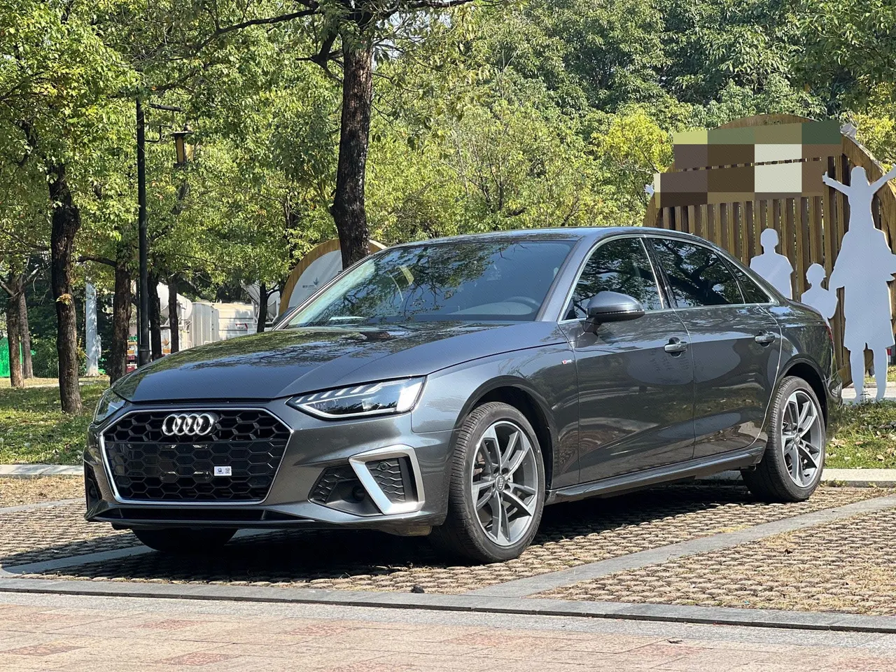 Audi 2020 A4L 2.0TFSI 40TFSI Fashion Dynamic Automatic - View 1