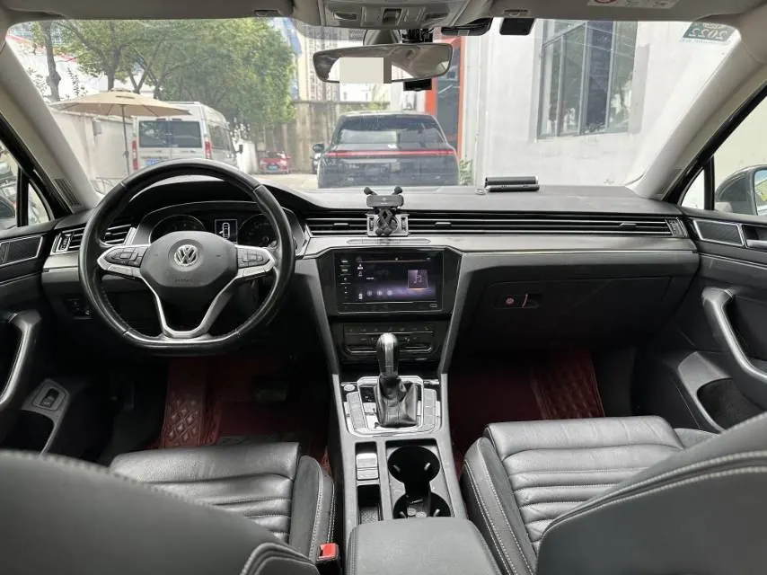 Volkswagen 2020 Magotan 2.0TSI 330TSI Leading Automatic 4