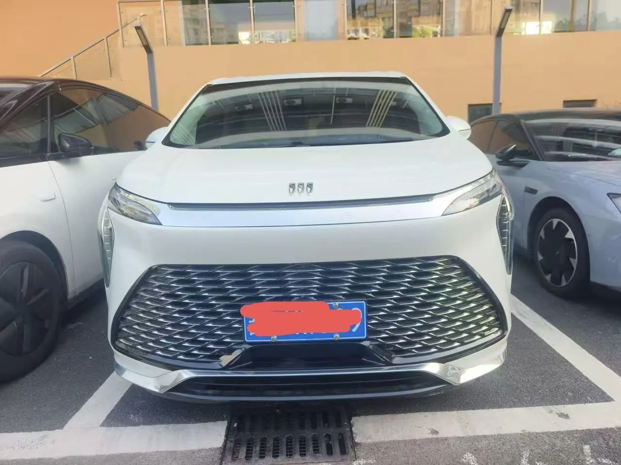 Buick 2023 Century 48V 2.0T Yunshi Edition 6-seat Automatic Gear 2