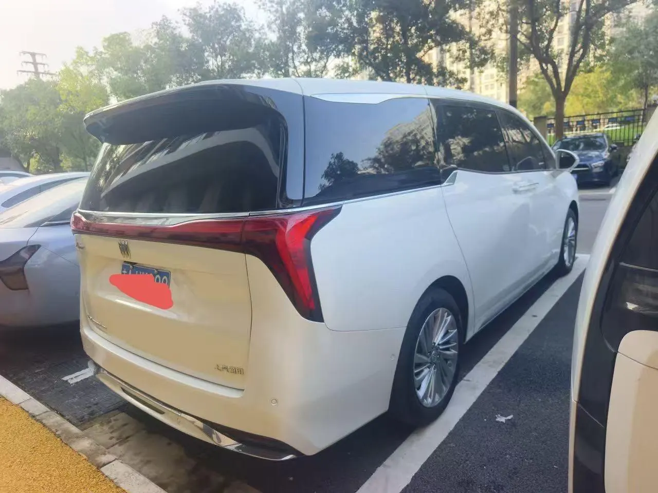 Buick 2023 Century 48V 2.0T Yunshi Edition 6-seat Automatic Gear 3