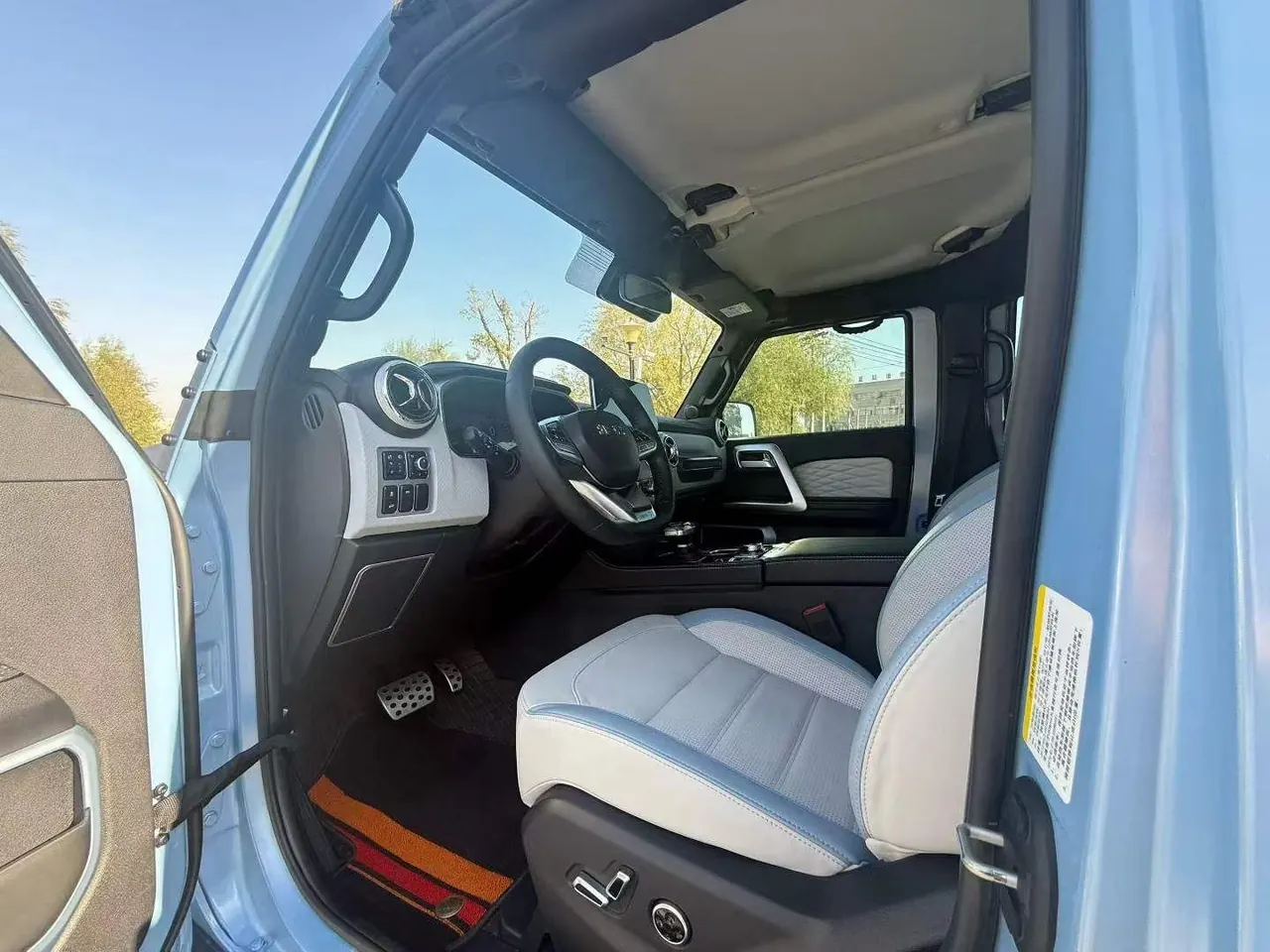 Beijing 2023 BJ40 2.0T Four-wheel Drive Ring Tower Champion Edition Automatic Gear 4