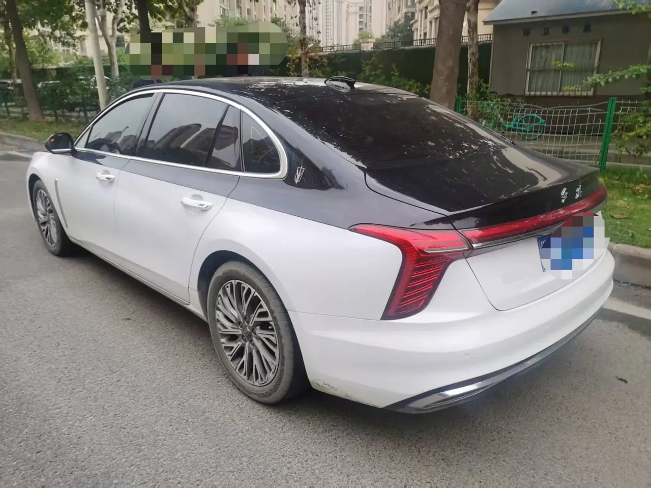 HongQi 2023 H5 2.0T Zhilian Flag Edition Automatic Gear 2