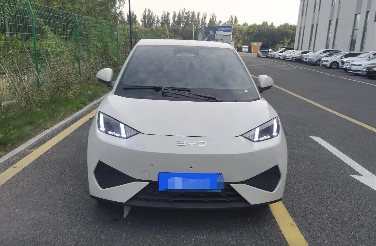 BYD 2026 Seagull 405km Flying Edition Automatic Gear 2