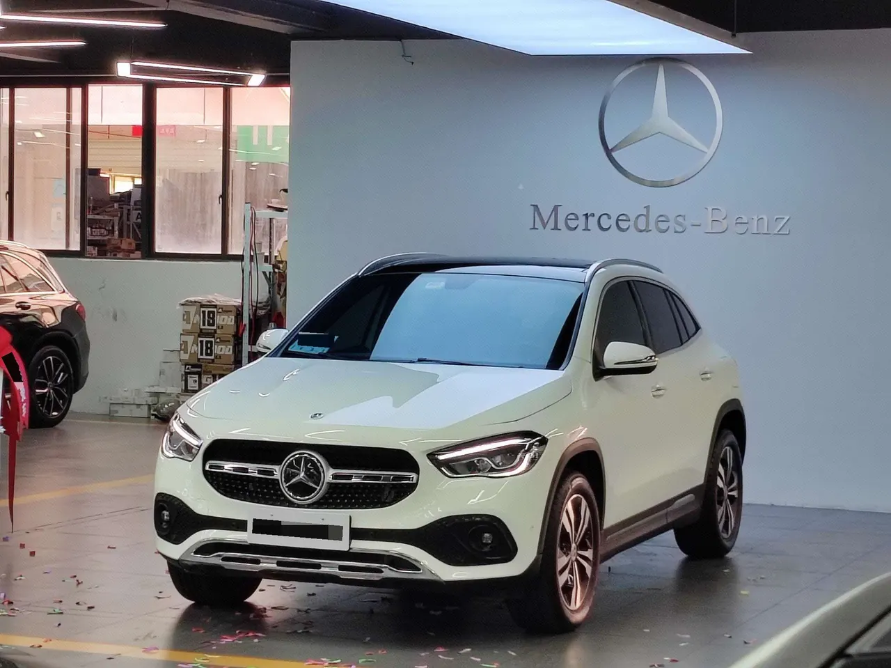 Mercedes Benz 2020 GLA 200 1.3T automatic gear - View 1
