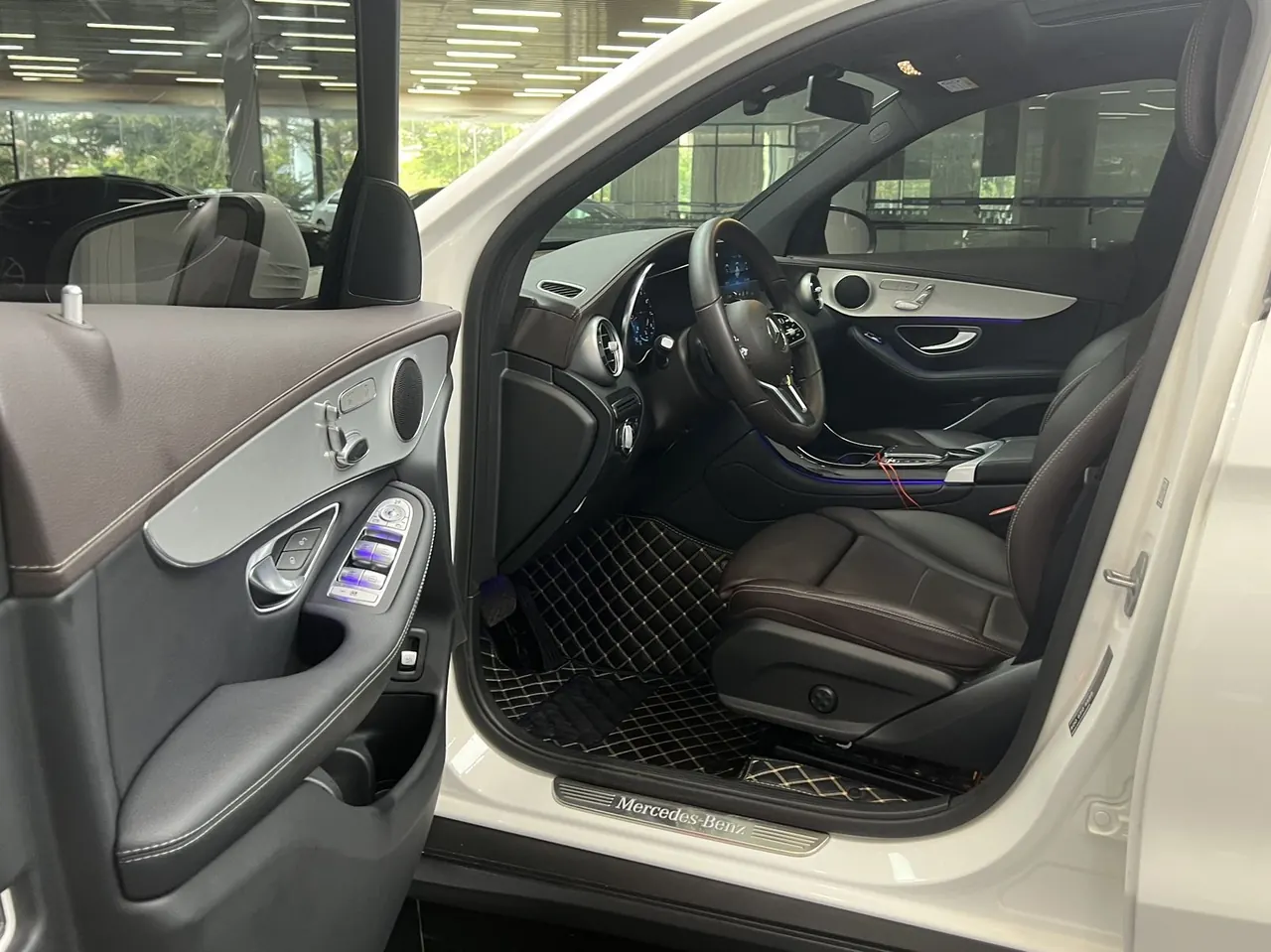 Mercedes Benz 2022 GLC 260 L 4MATIC 2.0T Dynamic (Modified 3) Automatic 8