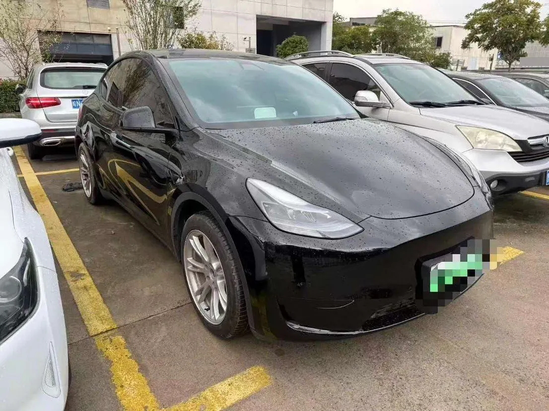 Tesla 2022 Model Y rear-wheel drive version (facelift) automatic gear 2