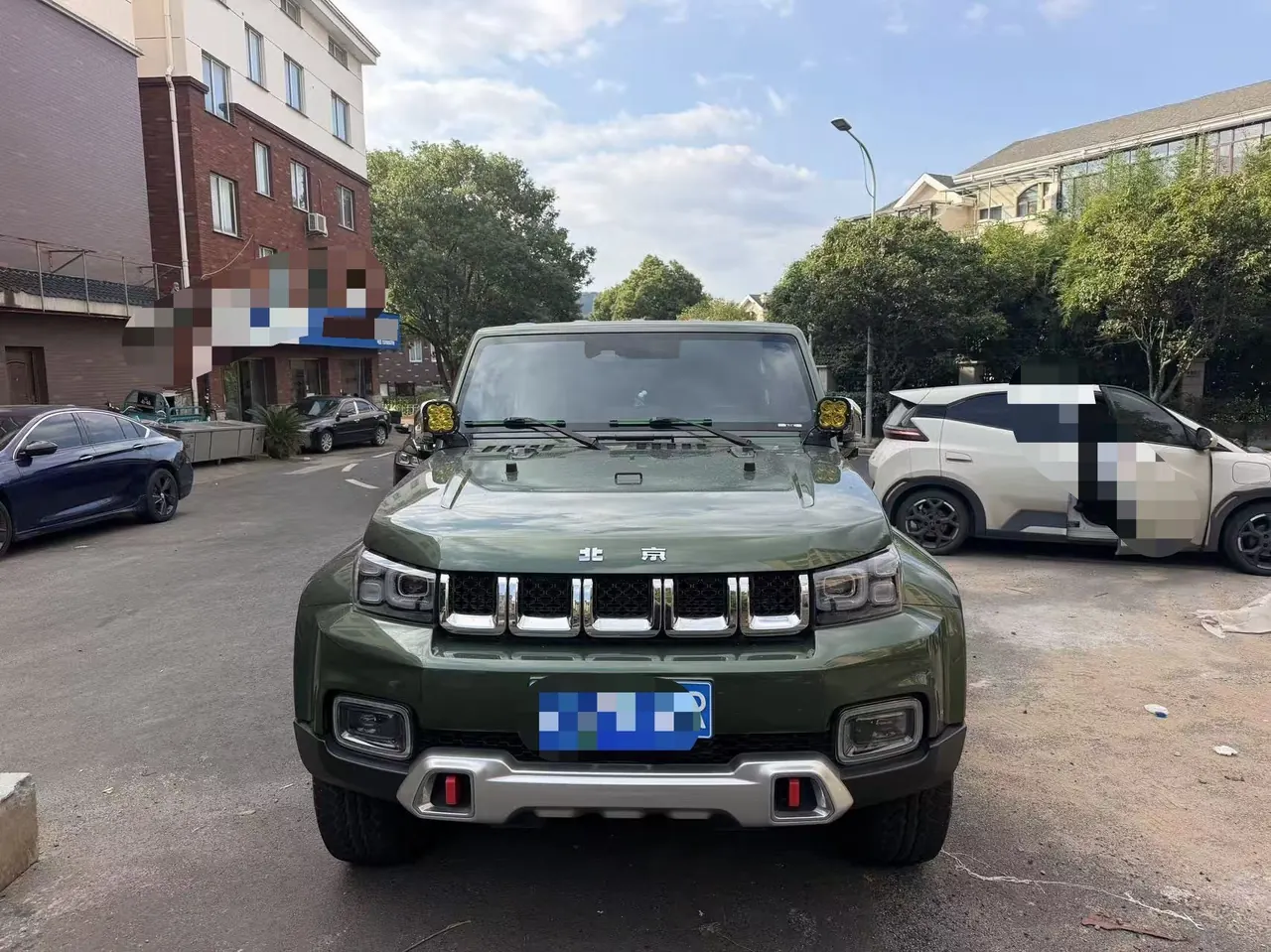 Beijing 2020 BJ40 2.0T 4-wheel drive tribute version chivalrous automatic gear 3