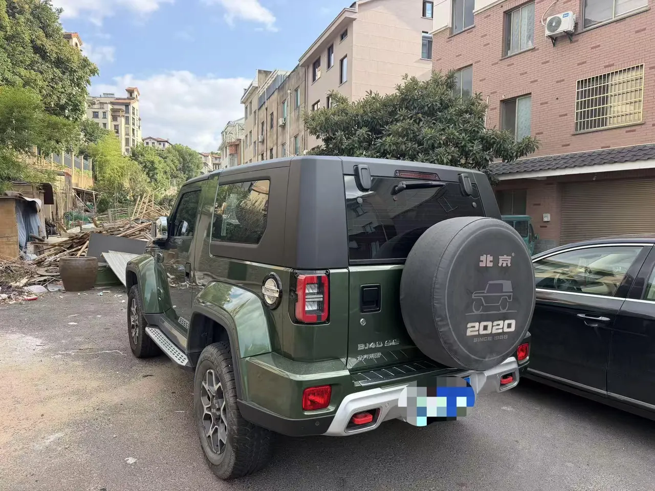 Beijing 2020 BJ40 2.0T 4-wheel drive tribute version chivalrous automatic gear 4