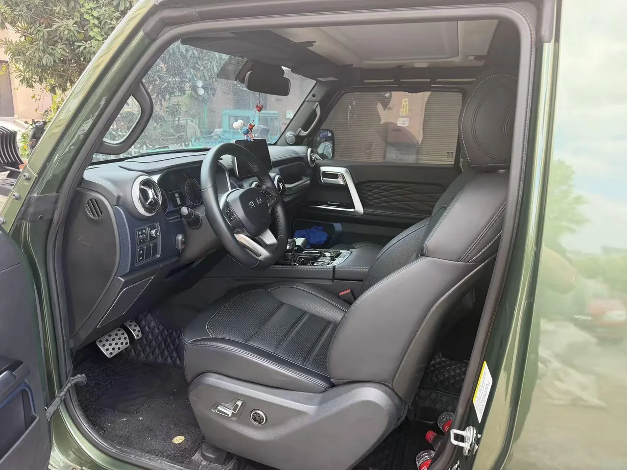 Beijing 2020 BJ40 2.0T 4-wheel drive tribute version chivalrous automatic gear 6